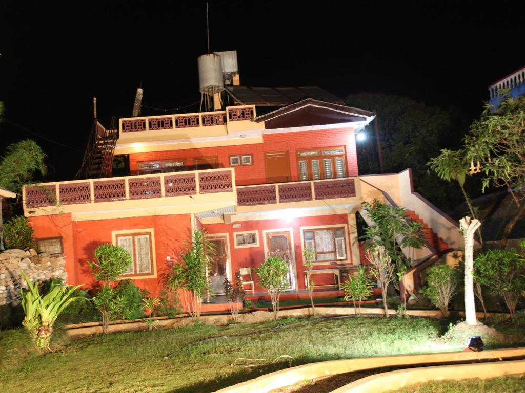 Trekkers Lodge Pokhara Exterior photo